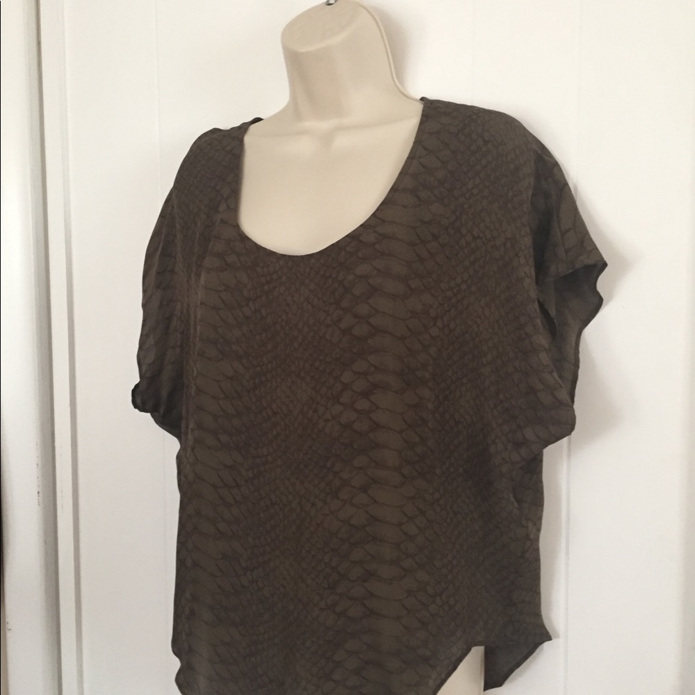 EUC | Joie | Snakeskin Silk Blouse! - Picture 3 of 8